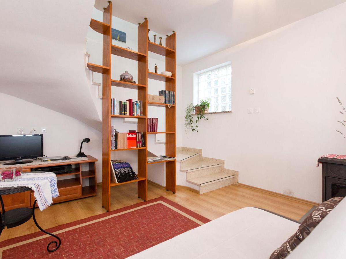 Apartment Teodora - Lov100 By Interhome Lovran Eksteriør bilde